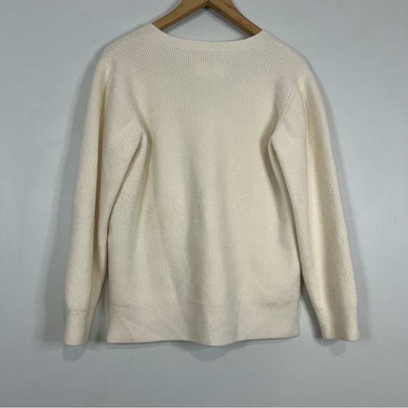 Iben sand sweater size medium - Picture 5 of 6